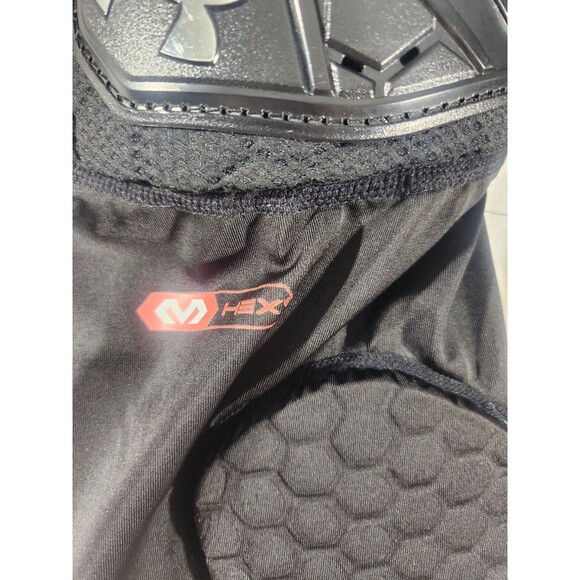 Under Armour UA Gameday Pro 7-Pad 3/4 Football Tights Youth Large Black 1388108 - Picture 2 of 9